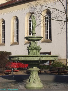 200304043161 Schwabenheim: Marktbrunnen