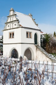 201012091179 - Oppenheim: Das Gutleuthaus