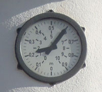 Pegeluhr des Pegelhauses in Worms