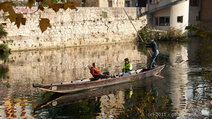 201110296215 - Stocherkahn auf dem Neckar