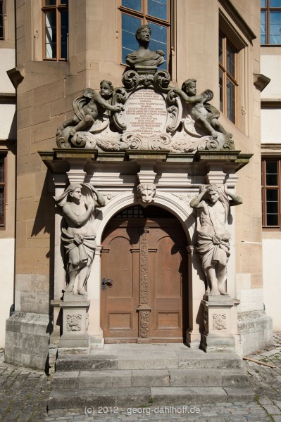 201209167181 - Renaissance-Portal